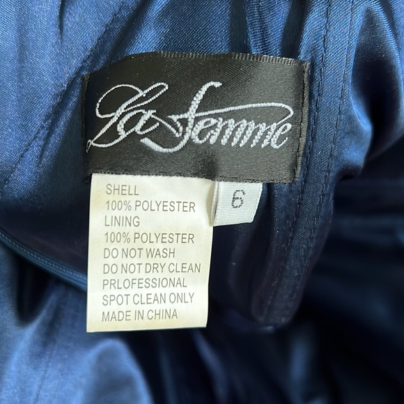 La Femme Blue prom dress with beaded top size 6 - Picture 5 of 5